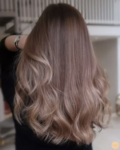 Brown Hair Trends, Brown Hair Inspiration, Mushroom Hair, Dark Blonde Hair Color, Korean Hair Color, Brown Hair Balayage, Pretty Hair Color, Blonde Hair Looks, Brown Blonde Hair