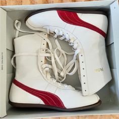 Puma Vintage Boxing Boots - White/Red Size Us 8 Vintage Boxing Shoes, Boxer Boots, Vintage Boxing, Boxing Boots, Boxing Shoes, Shoes Puma, Puma White, Boots White, Puma Shoes