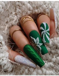 Green Christmas Nail Designs Short, Green And Black Christmas Nails, Christmas Nails 2023 Trends Green, Green Holiday Nails Christmas, Emerald Christmas Nails, Green Christmas Nails Holidays, Emerald Green Christmas Nails, Extra Christmas Nails, Green Holiday Nails