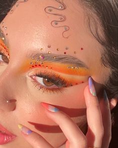 Maquillaje Aesthetic, Sunset Makeup, Orange Makeup, Pride Makeup, Ethereal Makeup, Unique Makeup