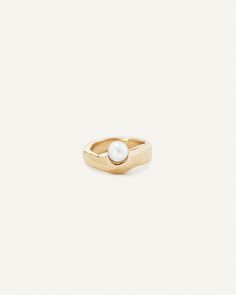 Irregular shaped ring with offset freshwater pearl. Small Pearl Ring, Pearl Jewelery, Heirloom Jewelry, Heirlooms Jewelry, Jewelry Inspo, Pearl Ring, Organic Shapes, Stacking Rings, Repurpose