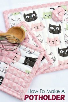 how to make a potholder with cat faces on pink and white checkered fabric