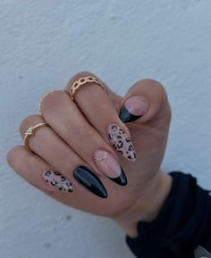 Tuxedo Nails, Classy Black Nails, Turtle Nails, Soft Nail, Nye Nails, Cheetah Print Nails, Wedding Nail Art, Nail Art Simple, Nails Care