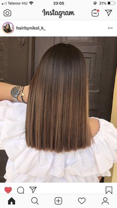 Brunette Hair With Highlights, Red Fall, Brown Hair Balayage, Light Hair Color, Short Hair Balayage, Haircuts For Medium Hair, Hair Color Balayage