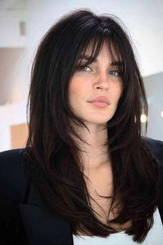 Bangs And Face-Framing Layers Oval Face Bangs, Square Face Hairstyles, Oval Face Haircuts, Haircuts Straight Hair, Long Hair With Bangs, Long Layered Hair, Haircuts For Long Hair, Long Straight Hair, Haircuts With Bangs