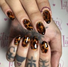 Tortoise Shell Nails, Shell Nails, Classy Acrylic Nails, Nail Swag, Minimalist Nails, Dream Nails, Fire Nails, Funky Nails