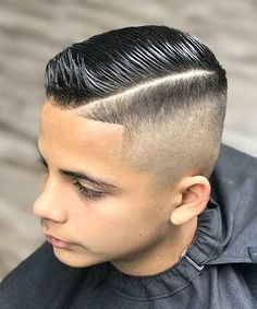 Slick Side Part with Brushed Up Fringe and High Fade Slick Side Part, Classy Haircut, Side Part Fade, Razor Fade, Haircut For Men