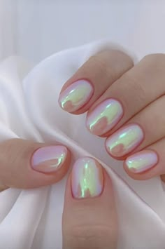 All The Manicure Inspiration You Need For Your Next Appointment - Inspired By This Short Oval Nails, Manicure Inspiration, Nagel Tips, Colorful Nails, Glitter Dust, Her Nails, Nail Powder, Oval Nails, Funky Nails