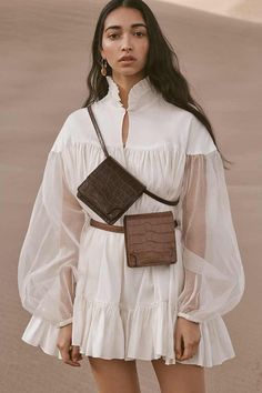 Look Disco, Dreamy Dress, Looks Chic, 가을 패션, Outfits Casuales, Fashion Details, Look Fashion, Fashion Inspo Outfits, Cross Body