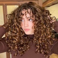 Discover the perfect curtain bangs for your curly hair. Explore 16 stunning styles, tips, and inspiration to elevate your look. Embrace your natural beauty! Click the article link for more photos and inspiration like this // Photo Credit: Instagram @curlcraft // #bangs #bangshair #bangsinspo #curlycurtainbangs #curlycurtainbangswithlayers #curtainbangs #curtainbangscurlyhair #curtainbangswithcurlyhair Curly Haircut With Layers And Curtain Bangs, Natural Curls Curtain Bangs, Waterfall Bangs Curly Hair, Long Curly Hair Styles With Bangs, Fringe Bangs On Curly Hair, Shoulder Length Curly Hair With Layers And Bangs, Curly Bangs Ponytail, 2c Curly Hair Bangs, Curtain Curly Bangs