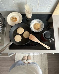 Photodump Aesthetic, Routine Motivation, Cozy Morning, Morning Start, Aesthetic Cozy, Cozy Mornings, Good Weekend, Main Character, Sunday Morning