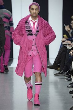 Sibling Fall/Winter 2015 Collection | Fashion Journal Harajuku Girl, Outrageous Fashion, Professional Man, Fashion Journal, Mens Shorts Outfits, Harajuku Girls, Wearing Color, Pastel Outfit, Fashion Journals