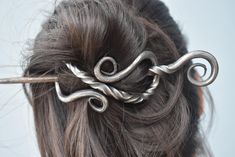 Elevate your hairstyle with a touch of historical elegance using our Hand-Forged Medieval Juda Stick. This beautifully crafted hair accessory merges ancient artistry with modern style, perfect for adding a unique and sophisticated flair to your look. Stick For Hair, Best Gift For Women, Blank Hats, Wishlist 2024, Fashion Things, Art Ancien, Hair Braiding, Your Hairstyle, Cool Gifts For Women