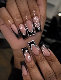 Black Valentines Day Nails Acrylic, Black And White Birthday Nails, Black Vday Nails, Girl Nails Ideas, Starbucks Nails, C Nails, Nails Aesthetics, Nail Suggestions, Short Nail Inspo