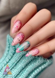 Chic and understated, these soft pink square nails with minimalist floral accents offer a fresh take on spring nail trends. #PinkNails #FloralNails #SquareNailDesign Speckle Nails, Speckled Nails How To, Speckled Nails, Blue Speckled Nails, Easter Speckled Nails, Blue And Pink Sparkle Nails, Spring Nail Trends, Square Nail Designs, Different Nail Designs