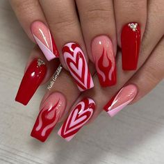 Acrylic Nail Designs Classy, Long Red Nails, Rose Nail Art, Valentine Nail Art, Punk Nails, Colored Acrylic Nails, Sweet Art, Blush Nails, Baby Boomer