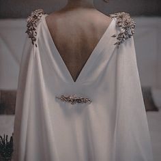 Wattpad Aesthetic Icon, Leia Organa Aesthetic, Slay Dresses, Greek Mythology Aesthetic, Mythology Aesthetic, Wattpad Aesthetic, Queen Aesthetic, Star Wars Outfits, Character Aesthetics