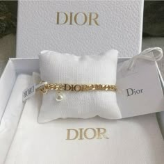 dior | designers | aes Luxury Presents, Stile Kylie Jenner, Stile Blair Waldorf, Aesthetic Accessories, Net Fashion, Luxurious Fashion, Dior Jewelry