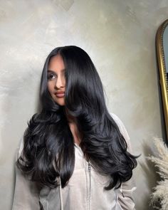 All Posts • Instagram Long Black Hair Outfits, Side Part Blowout Hair, Long Blowout Hair, Blowout Hair Volume, Long Layer Haircut For Long Hair, Long Hair Blowout, Black Hair Layers, Big Volume Hair, Soft Black Hair