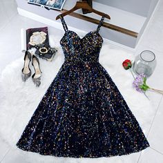 Sparkling sequins short prom dress party dress · Little Cute · Online Store Powered by Storenvy Short Prom Dresses Tight, Hoco Dress Short, Cute Short Prom Dresses, Tea Length Homecoming Dresses, Prom Dresses Tight, Express Nails, Short Dresses Tight, Homecoming Dresses For Teens, Sweetheart Homecoming Dress