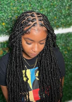 Small Mid Back Butterfly Locs, Middle Part Faux Locs, Middle Part Soft Locs, Med Soft Locs, Modern Soft Locs, Protective Hairstyles Faux Locs, Small Soft Locs Hairstyles, Softlocs Hairstyle Styles, Long Fox Locs Hairstyles