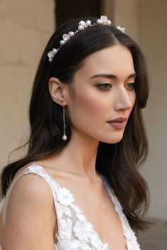 A tribute to the sea, the Del Mar pearl tiara was inspired by the beauty of the ocean with its freshwater and keishi pearls and organic silhouette. This is a tiara like no other; effortless, elevated and the perfect piece to capture your inner goddess on your wedding day and beyond.  * DETAILS * > Designed and handmade in Australia. Worldwide shipping > Handcrafted from tarnish resistant jewellery wire > Handcrafted with freshwater pearls, keishi pearls, beads pearls, Czech seed beads > Attached Wedding Hairstyles And Makeup, Jewellery Wire, Pearl Tiara, Hair Accessories Pearl, Metal Headbands, Wedding Hair Down, Inner Goddess, Pearl Bridal, Vintage Style Wedding