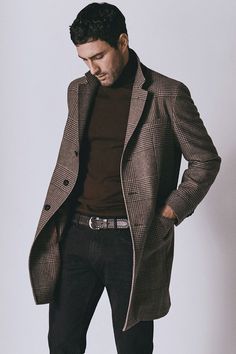 Cars Women, Man Lifestyle, Noah Mills, Gaming Website, Gentlemens Guide, Men's Trench Coat, Culture Magazine