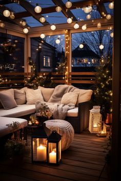 terrace decor christmas decor ideas Backyard Patio Designs With Grill, Winter Patio Ideas Cold Weather, Patio Overhang Ideas, Patio Overhang, Winter Terrace, Patio Oasis Ideas, Backyard Patio Deck, Balcony Design Ideas, Patio Pavers Design