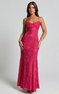 Runaway The Label - Florenza Maxi Dress in Fuchsia Sweetheart Neckline Maxi Dress, Basic Black Dress, Neon Outfits, Bachelorette Dress, Spring Maxi Dress, The Runaway, Prom Dress Ideas, Prom Inspo