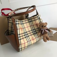 Burberry Bags - Bagsattire 506 Most of the Bags comes with dust bag, tags with A+ Excellent Quality; Contact us if you've any questions in your mind. Timeless Handbag, Evening Clutch Bag, Luxe Fashion, Brunei, Burberry Bag, New Bag, Grade 1, Buying Gifts, Evening Bags