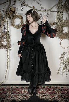 Cottagecore Aesthetic Outfits, I Do Declare, Goth Cottagecore, Fair Outfits, Trying Something New, Cottagecore Outfits, Cottagecore Fashion, Velvet Gown, Goth Aesthetic