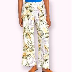 Philosophy Women's White With Multi-Color Tropical Floral Print, Pleated Front, Elastic-Waist, Wide-Leg Pants. Material: Polyester/Spandex Condition: Nwt Color: White With Multi-Color Print Size: Xs Waist: 12" Length: 39" Rise: 10.5" Inseam: 28.5" *All Measurements Approx. White Rayon Bottoms For Vacation, White Rayon Bottoms For Summer, Printed Rayon Bottoms For Vacation, Yellow Floral Print Vacation Pants, Casual Printed Rayon Bottoms, Vacation Rayon Printed Pants, Vacation Printed Rayon Pants, White Rayon Summer Pants, Casual Wide Leg Bottoms With Tropical Print