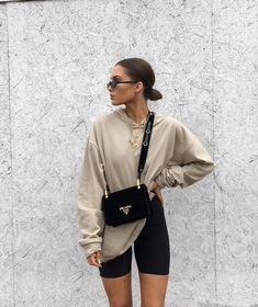 Fashion Trend Inspiration, Outfit Essentials, Biker Shorts Outfit, Looks Street Style, Cycling Shorts, Mode Inspiration