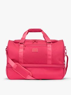 Stevyn Duffel | CALPAK Carry On Bag Packing, Gym Bag Essentials Women, Essentials Clothes, Aesthetic Packing, Bag With Shoe Compartment, Best Travel Luggage, Packing Essentials List, Carryon Bag, Gym Bag Essentials