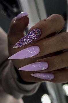 Stiletto Nails Purple Stiletto Nails, Sharp Nails, Pointy Nails, Stiletto Nails Designs, Colorful Nail Designs, Dipped Nails, Pretty Acrylic Nails