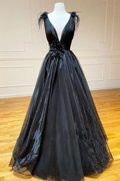 Anti Inflamatory, Princess Evening Dress, Tulle Long Prom Dress, Prom Dress Black, Prom Dresses Elegant, Princess Prom Dresses, Dream Dresses, Long Sleeve Gown, Black Prom