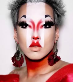 Artistic Make Up, Makeup Avant Garde, Photography Artistic, High Fashion Makeup, Avant Garde Makeup, Creative Eye Makeup, Crazy Makeup