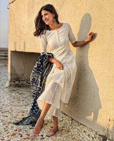 White Anarkali Suits, White Kurti, White Anarkali, Kurti With Palazzo, Womens Bridesmaid Dresses, Kurti Palazzo