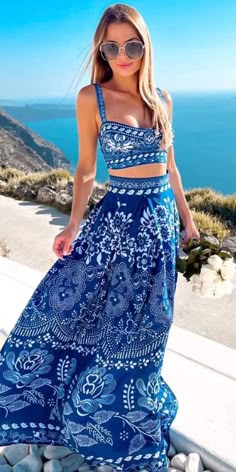 Greece Fashion, Party Outfits Night, Senior Photo Outfits, Blue And White Fabric, Italy Outfits, Long Frocks, Maid Dress, Photo Outfit, Style Mistakes