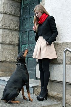 Peplum Tops, Look Formal, Winter Chic, Street Style Trends, Street Style Winter, Doberman Pinscher, Heidi Klum, Black Tights, Doberman