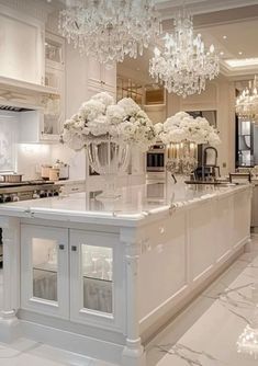 White House Ideas Interiors, White Kitchen Cabinets White Countertops, All White House Interior, Vibey Kitchen, Staircase In Kitchen, White Glam Kitchen, Old Money Kitchen, Traditional White Kitchen, Luxury White Kitchen