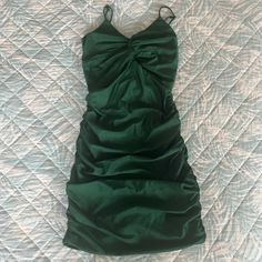 Brand New Hoco Dress // Never Worn Super Soft Side Scrunched Tight Dress Blue Dress Hoco, Dark Green Hoco Dress, Fitted Silk Dress, Dark Green Mini Dress, Scrunched Dress, Green Homecoming Dress, Dark Green Mini Dresses, Green Hoco Dress, Hoco Dress Ideas