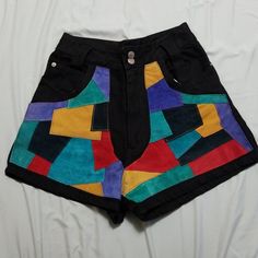 One Of A Kind! High Waisted, Vintage Shorts. Suede Patches On The Front. Never Worn. Tag Says It's A Size 5, But It Fits A Little Small. I Wish They Fit Me!! 80s Shorts, Adorable Outfits, Botanical Pattern, Vintage Shorts, Inspiration Board, Jean Shorts, Cute Outfits, Mac, High Waisted