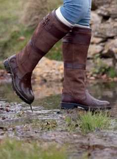 Dubarry country boots Dubarry Boots, Botas Western, Bota Country, Knight Boots, Popular Boots, Country Boots, Rounded Toe Boots, Vintage Boots, Knee High Leather Boots