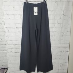 Zara Women's Black Wide-Leg Pants New With Tag, Never Worn. #Y508 Zara Wide Leg Dress Pants For Night Out, Zara Black Wide Leg Pants For Spring, Zara Black Wide Leg Pants For Night Out, Zara Black Wide Leg Pants, Zara Black Wide Leg Bottoms, Zara Black Dress Pants For Fall, Zara Wide Leg Black Bottoms, Zara Black Stretch Wide Leg Pants, Zara Fitted Wide-leg Pants