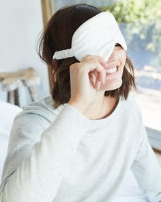 Best Sleep Mask, Sleep Hairstyles, Silk Sleep Mask, Silk Eye Mask, Sleep Routine, Beauty Sleep, Be Gentle, Beautiful Mask, Ivory Silk