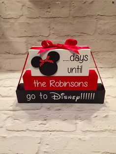 a birthday card box with a minnie mouse on it and the words, days until the robinsons go to disneyland