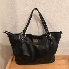 This Is An Authentic Leather Coach Tote. There’s A Beautiful Turquoise Lining Inside And Silver Details. It’s In Perfect Condition. Coach Tote, Bags Coach, Leather Coach, Womens Tote Bags, Coach Bags, Turquoise, Leather, Silver, Women Shopping