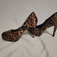 New Tiger Print Heels Tiger Shoes, Shoes Color, Tiger Print, Shoes Shoes, Color Orange, Shoes Heels, High Heels, Size 7, Women Shoes