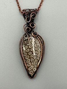 Petrified Wood Jewelry, Wire Wrapping Diy, Moonstone Pendant Necklace, Coral Pendant, Oxidized Copper, Wire Wrapping Stones